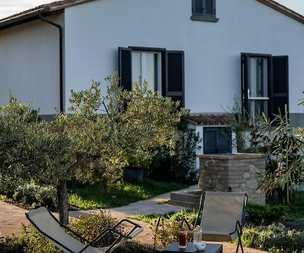 Hortus Natural Living Farm stay *